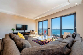 Bosphorus View in Superior Flat